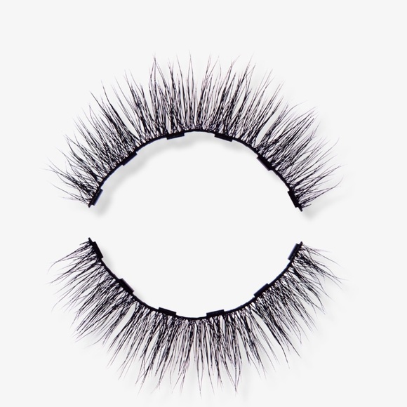 Glamnetic
XOXO Magnetic Lashes - Picture 2 of 2
